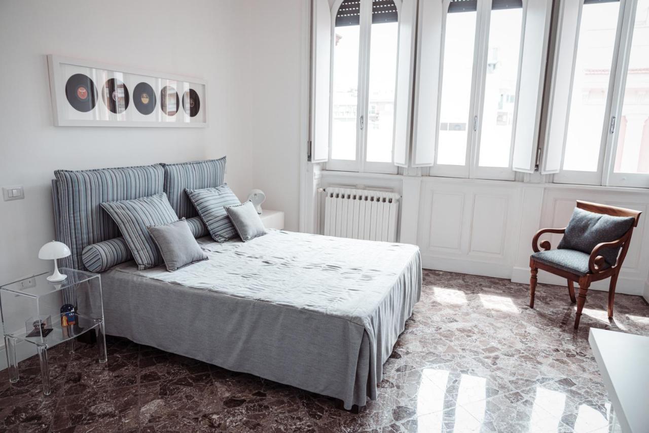 Art View Luxury Apartment Бари Экстерьер фото